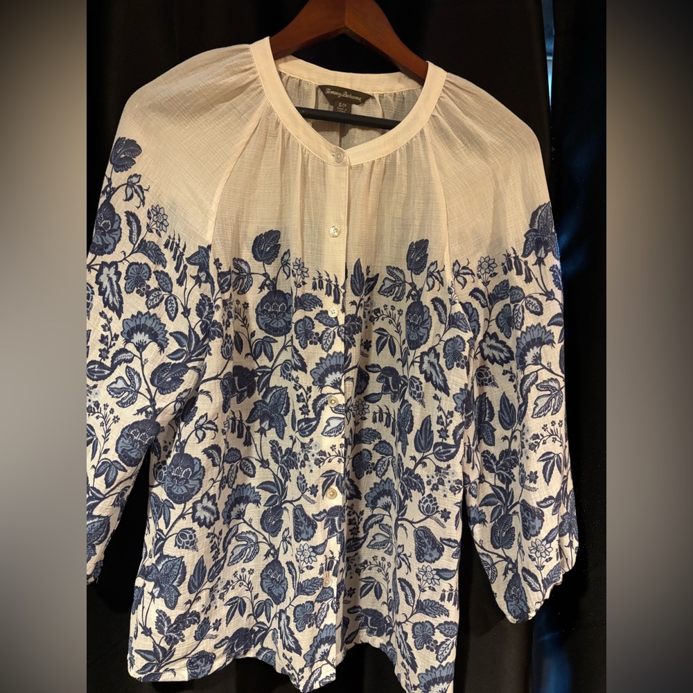 Tommy Bahama Blue Floral Blouse
